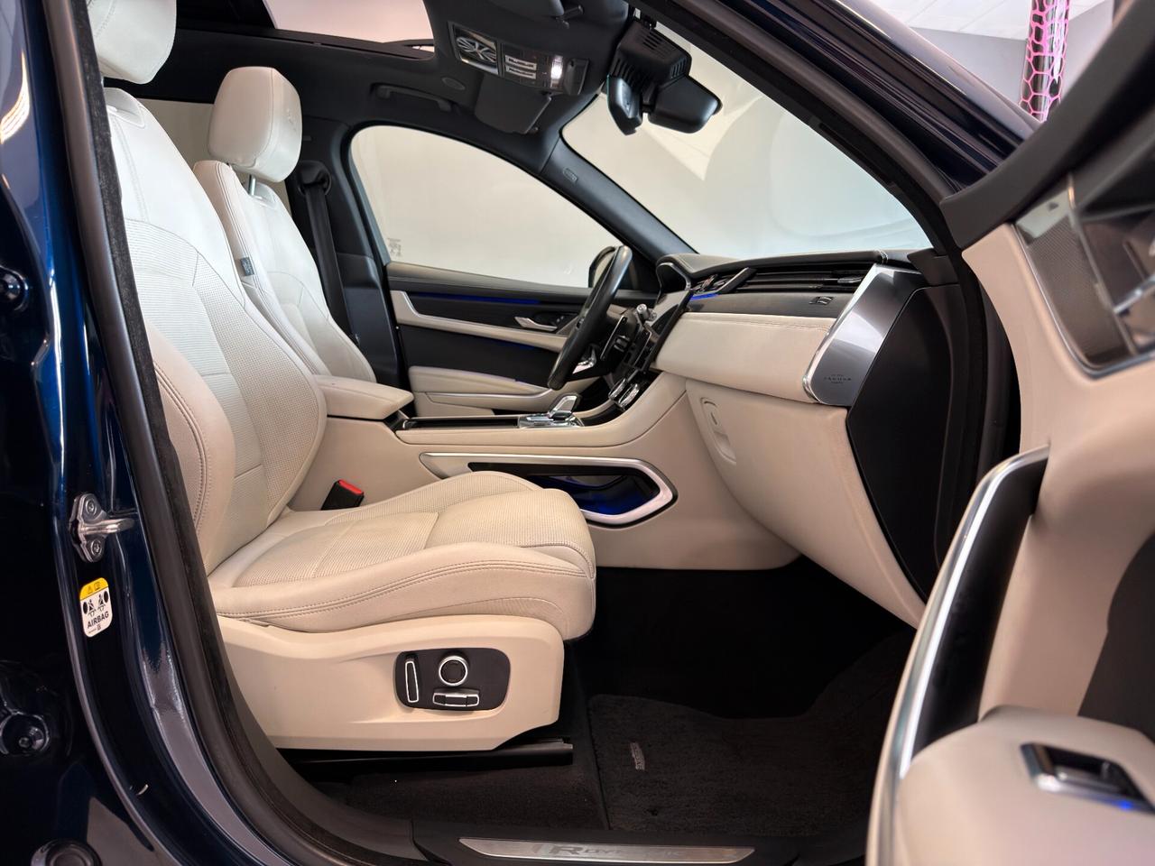 Jaguar F-Pace 2.0 250 CV AWD aut. R-Dynamic Black