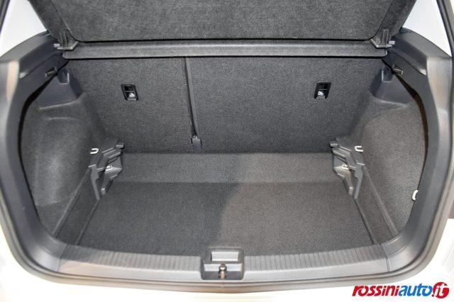 VOLKSWAGEN T-Cross 1.0 TSI 95 CV SPORT R-LINE + TECH PACK + 2XCLIMA