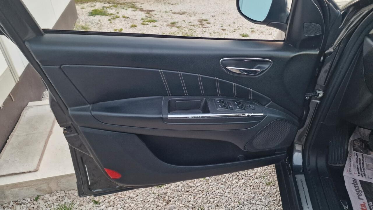 Lancia Delta 1.6 MJT