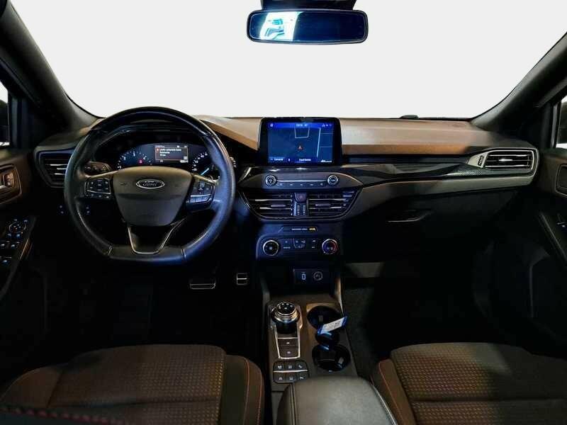 FORD FOCUS 1.5 Ecoblue 120 Cv Automatico 5 porte Berlina