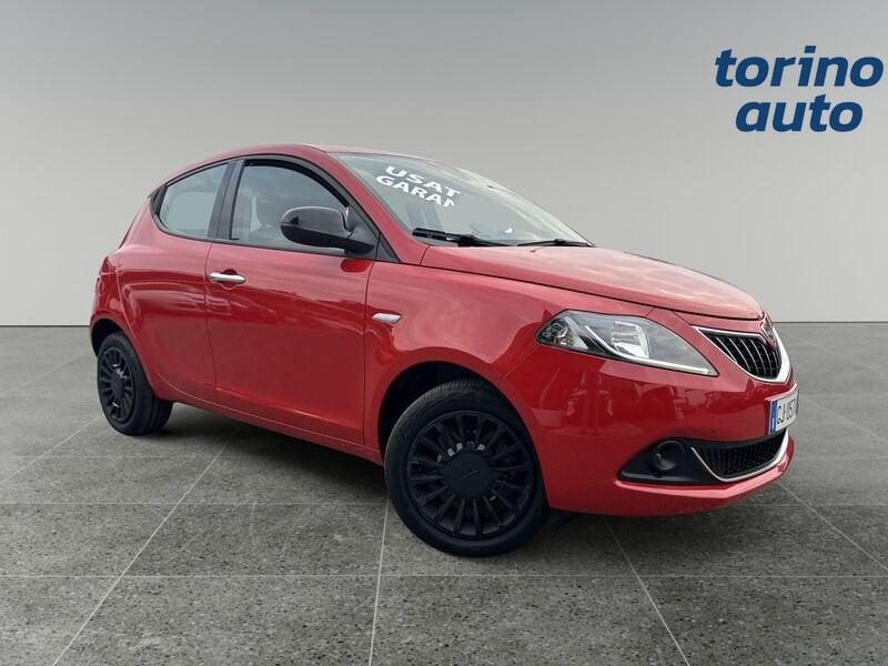 Lancia Ypsilon Ypsilon 1.0 firefly hybrid Gold s&s 70cv