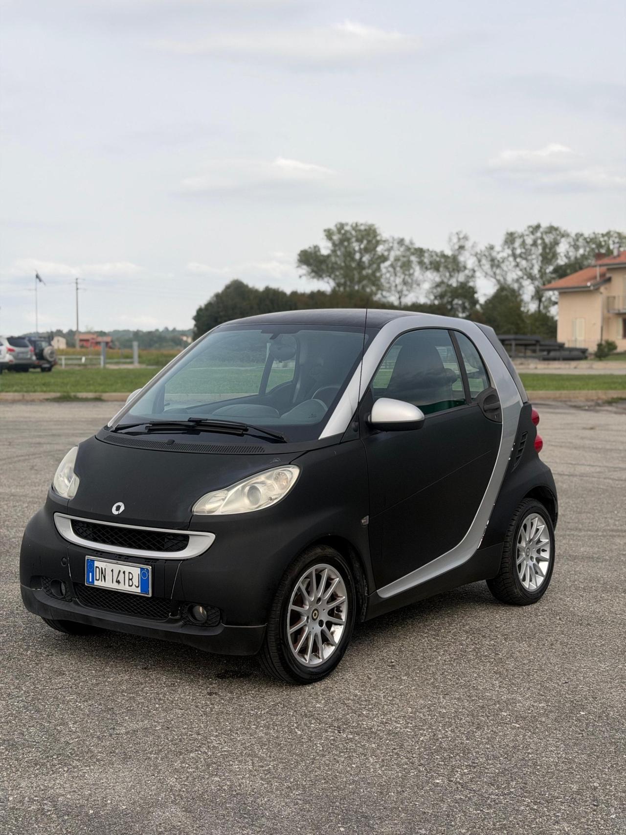Smart ForTwo 1000 52 kW coupé limited two