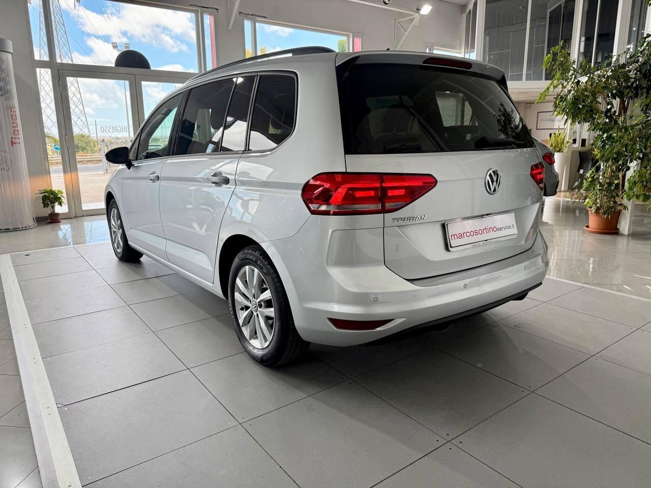 Volkswagen Touran 1.6 TDI 115 CV SCR DSG Business 7 POSTI