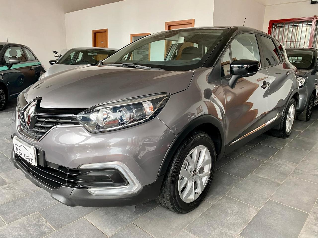 Renault Captur 0.9 TCe 90Cv Limited NAVI-NEOPATENTATI