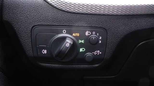 AUDI Q2 35 TDI quattro S-Tronic