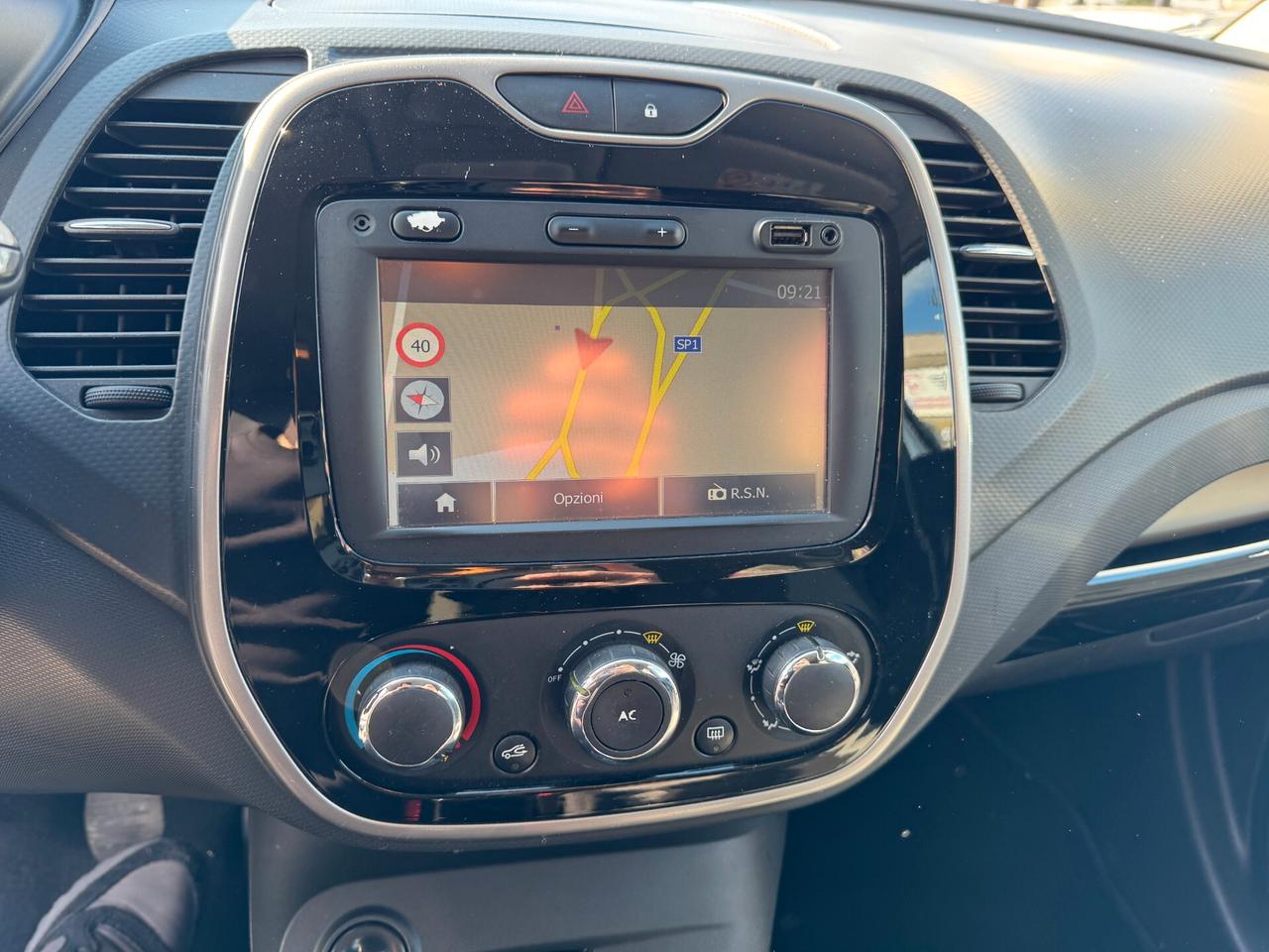 Renault Captur 1.5 DIESEL 90CV 2015 R-LINK