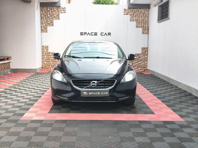 VOLVO V40 (2012-2020) V40 D2 Kinetic