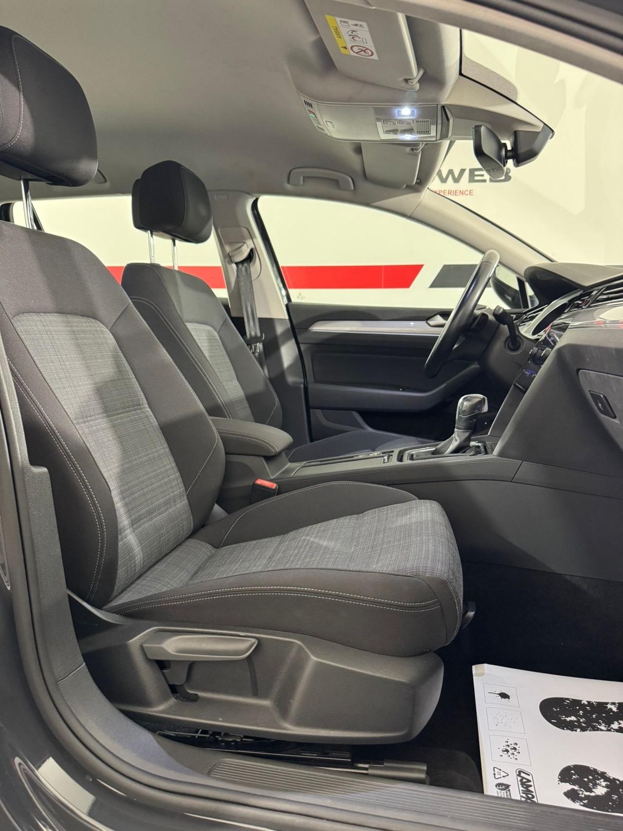 Volkswagen Passat Variant 2.0 TDI SCR EVO DSG * TUTTI TAGLIANDI CERTIFICATI VW *