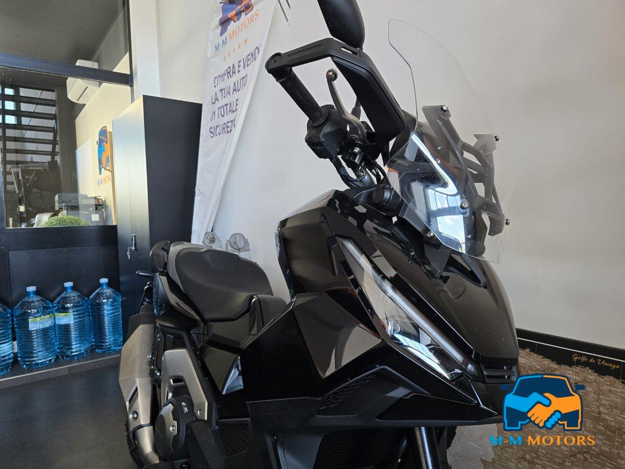 HONDA X-ADV 750 DCT Abs my25