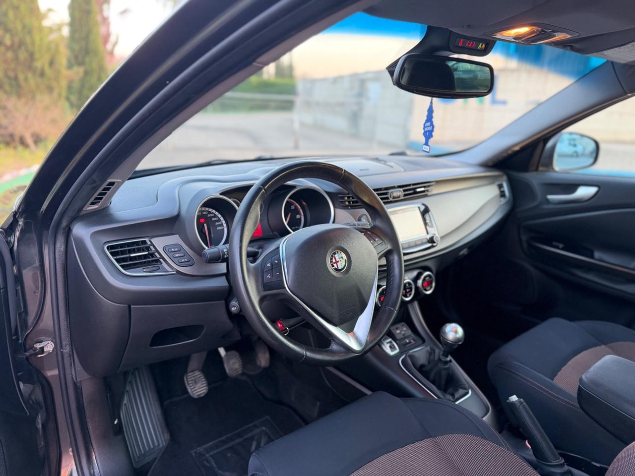 ALFA ROMEO GIULIETTA 1.6 JTDm-2 105cv EXCLUSIVE (77kw)