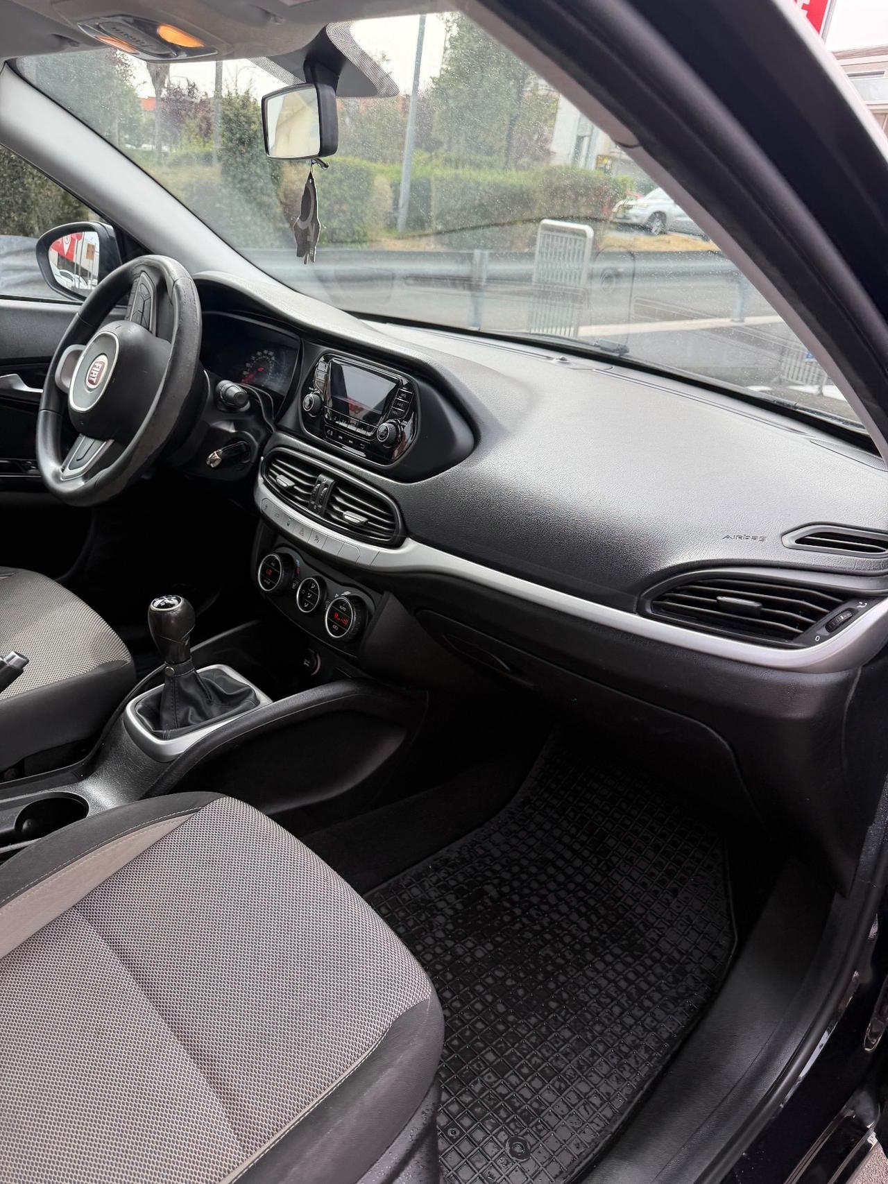 Fiat Tipo 1.3 Mjt 4 porte Easy