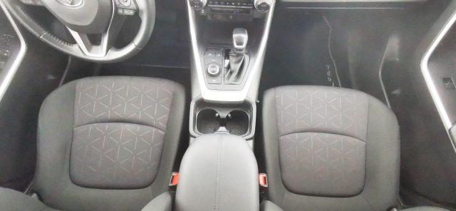 TOYOTA RAV 4 MY23 RAV4 2.5 HV (222CV) E-CVT AWD-i Dynamic