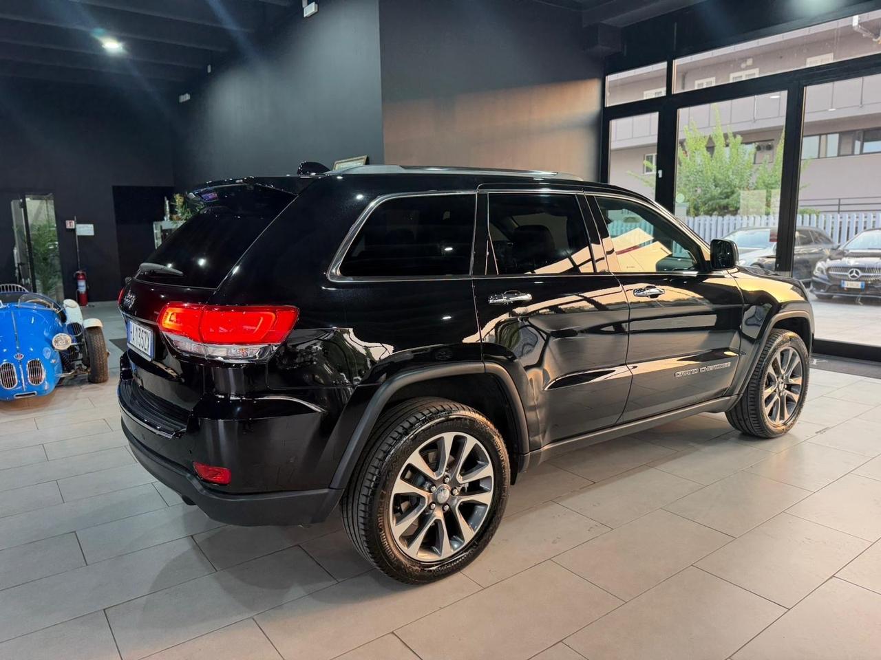 Jeep Grand Cherokee 3.0 V6 CRD 250 CV Multijet II Overland