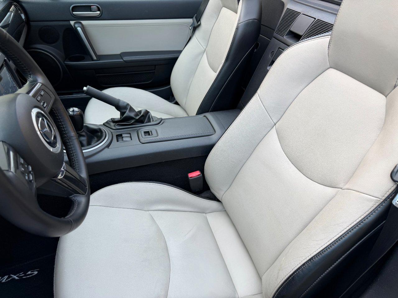 Mazda MX-5 Roadster Coupe 1.8 CABRIO Cult LIMITED SENDO!!! PELLE+LED+NAVI