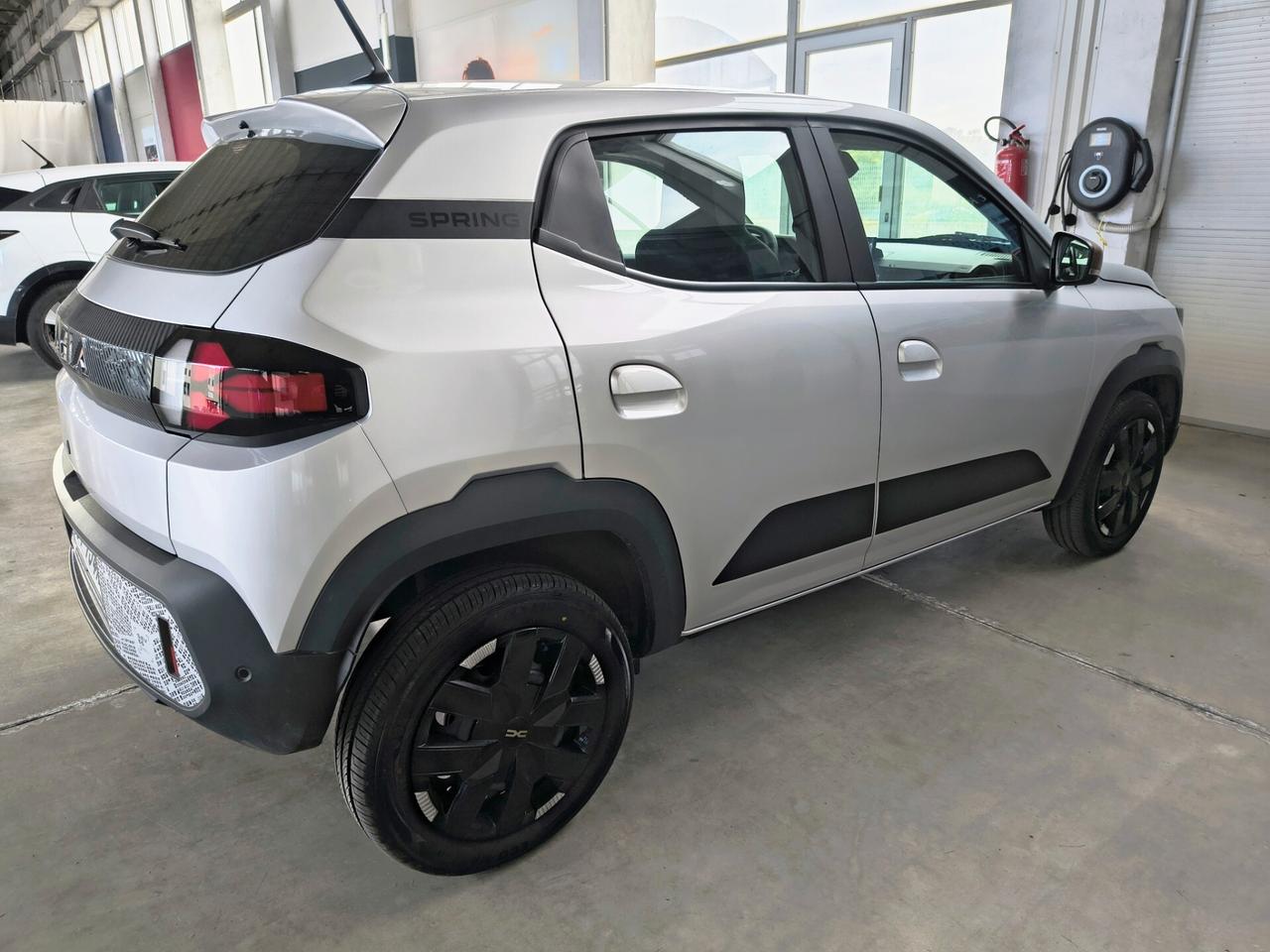 NUOVA DACIA SPRING ELETTRICA TUA A PARTIRE DA 19.700 EURO