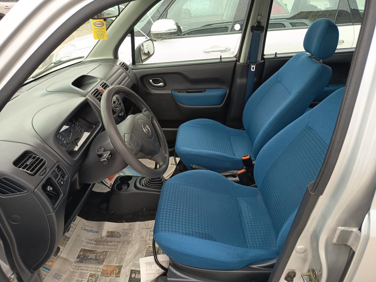 Opel Agila 1.0 12V Edition