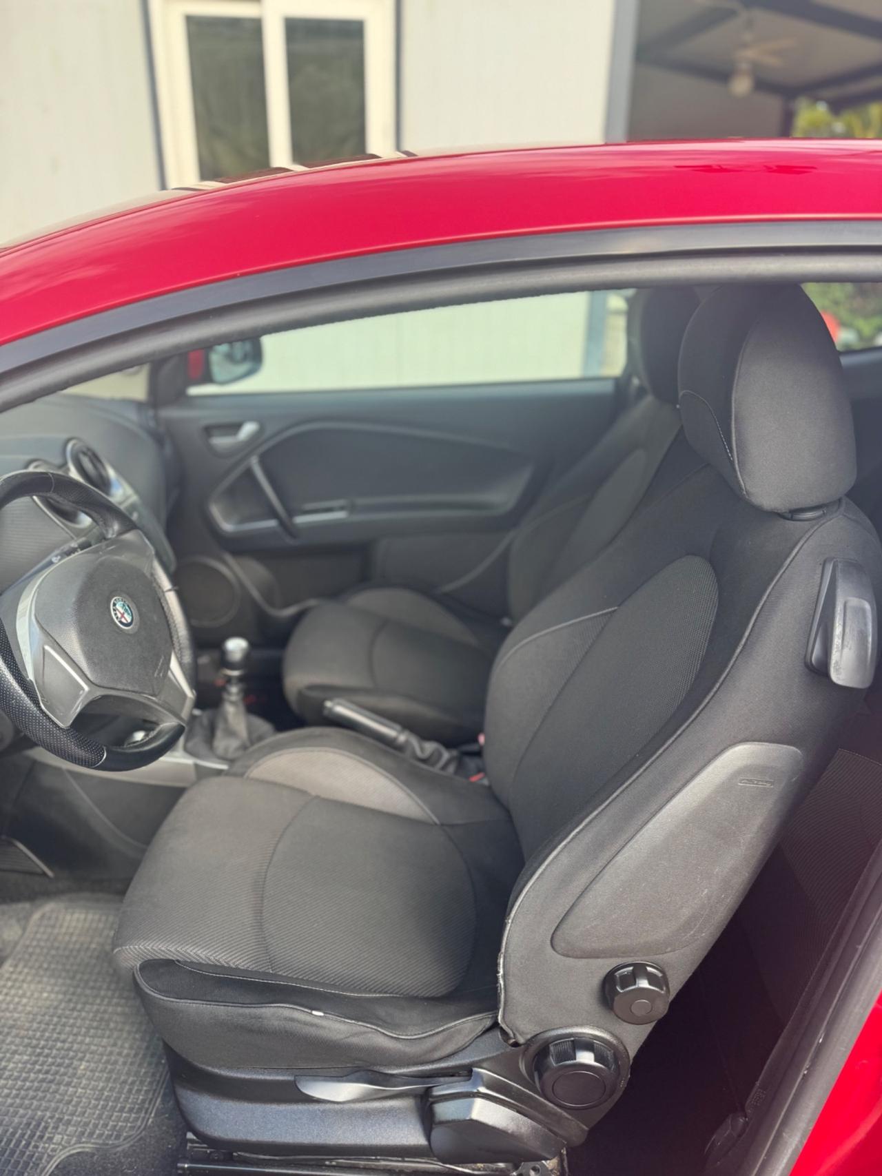 Alfa Romeo MiTo 1.3 JTDm 16V 90 CV Distinctive Sport Pack