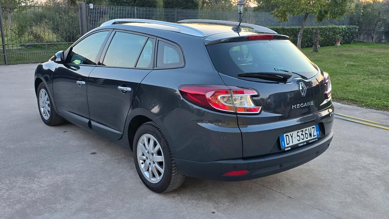 Stupenda Renaul Megane PARI AL NUOVO