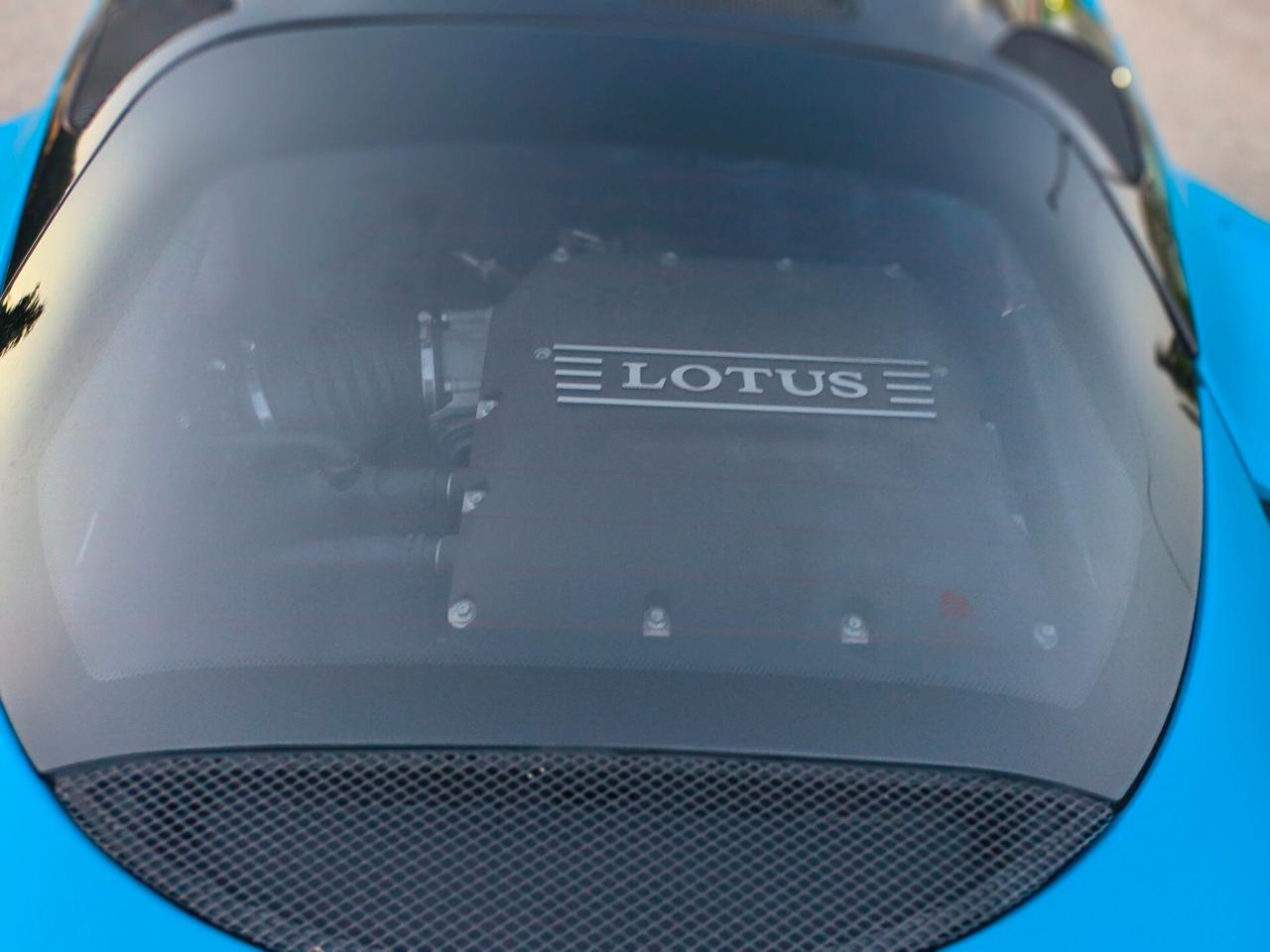 Lotus Evora 400 2+2