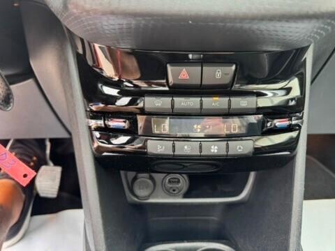 Peugeot 208 BlueHDi 75 5 porte Allure