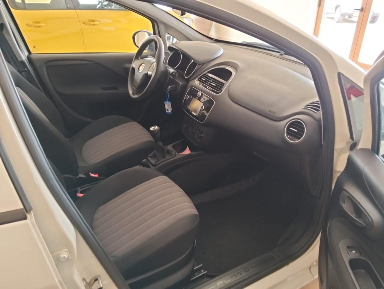 Fiat Punto 1.3 MJT II S&S 95 CV 5 porte Street