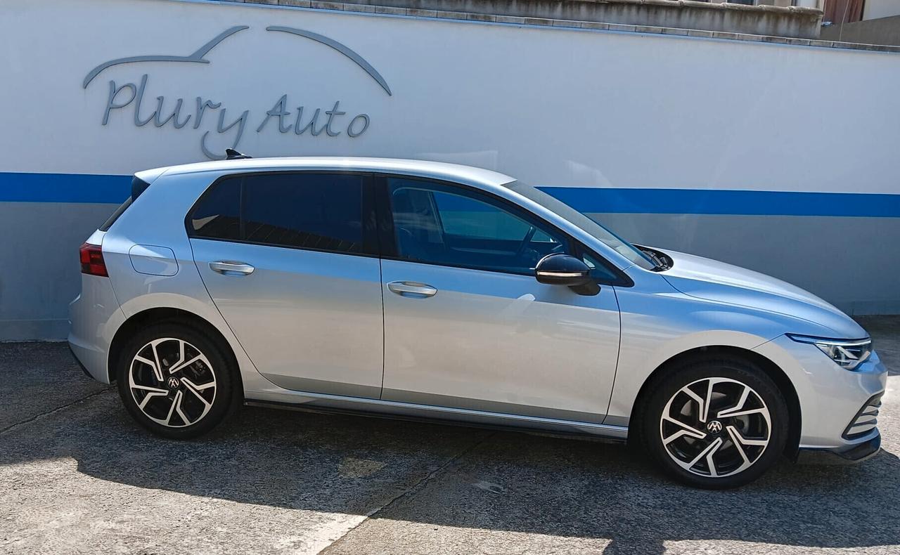 Volkswagen Golf 1.0 TSI 115 CV 5p. Business BlueMotion Technology