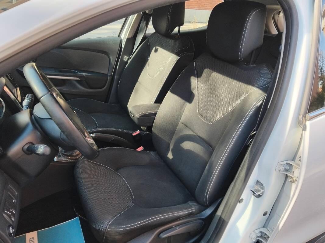 Renault Clio Clio IV 2015 1.2 Live Gpl 75cv