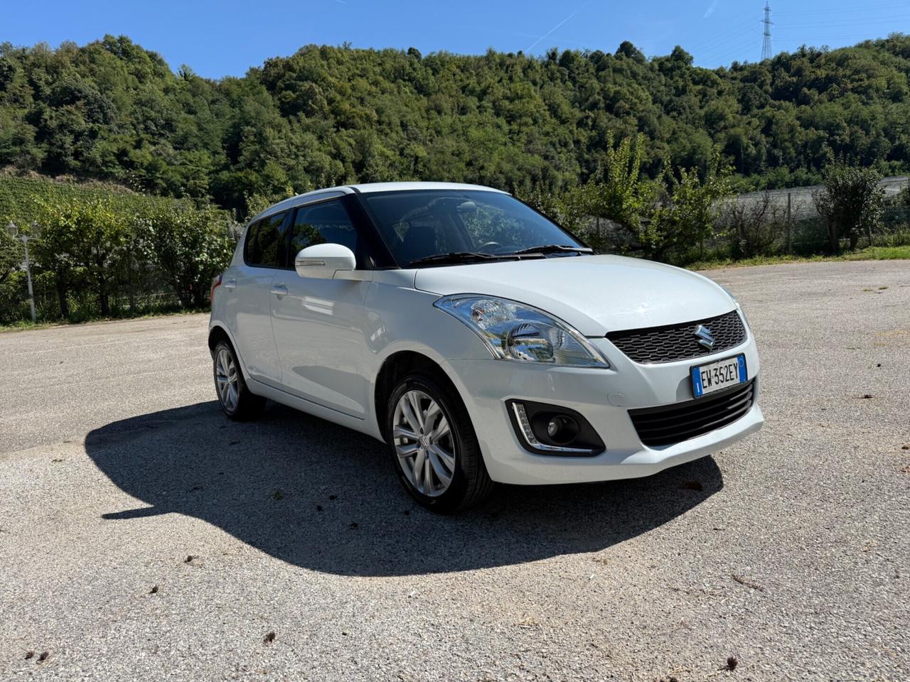 Suzuki Swift 1.2 VVT 4WD 5 porte B-Cool Bi-Color