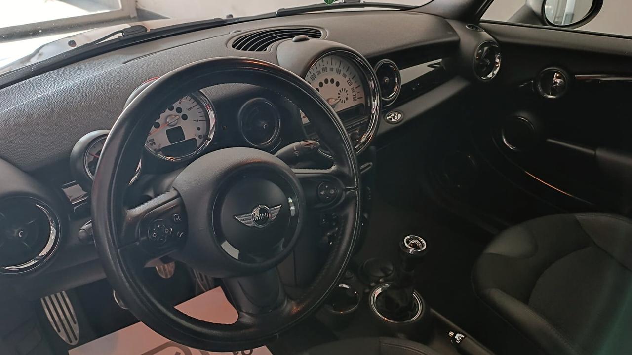 Mini Cooper SD Coupe 2.0 Coupé