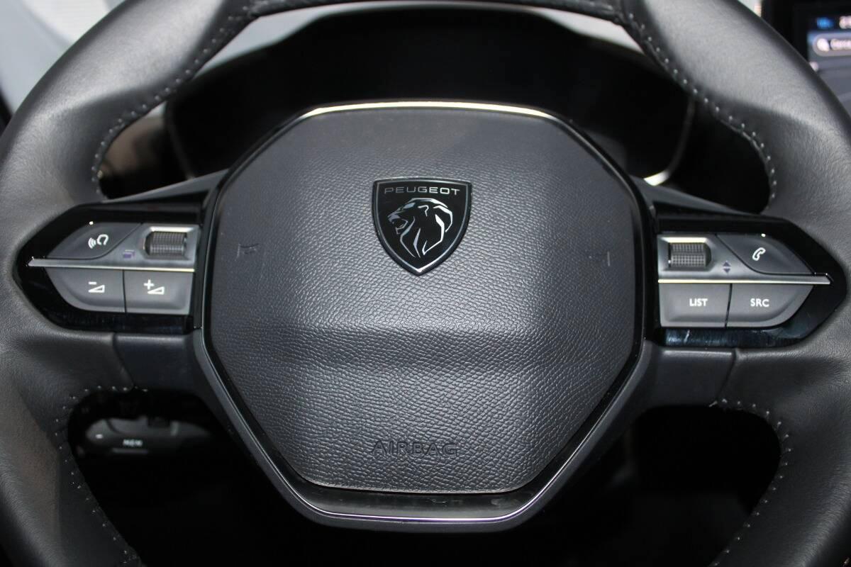 Peugeot 208 1.2 puretech Allure s&s 100cv Con Virtual Cockpit