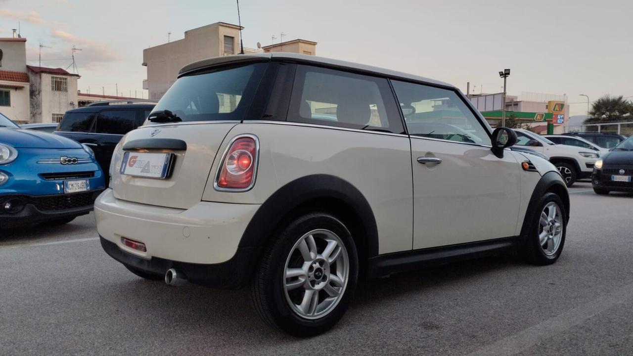 Mini 1.6 16V One D
