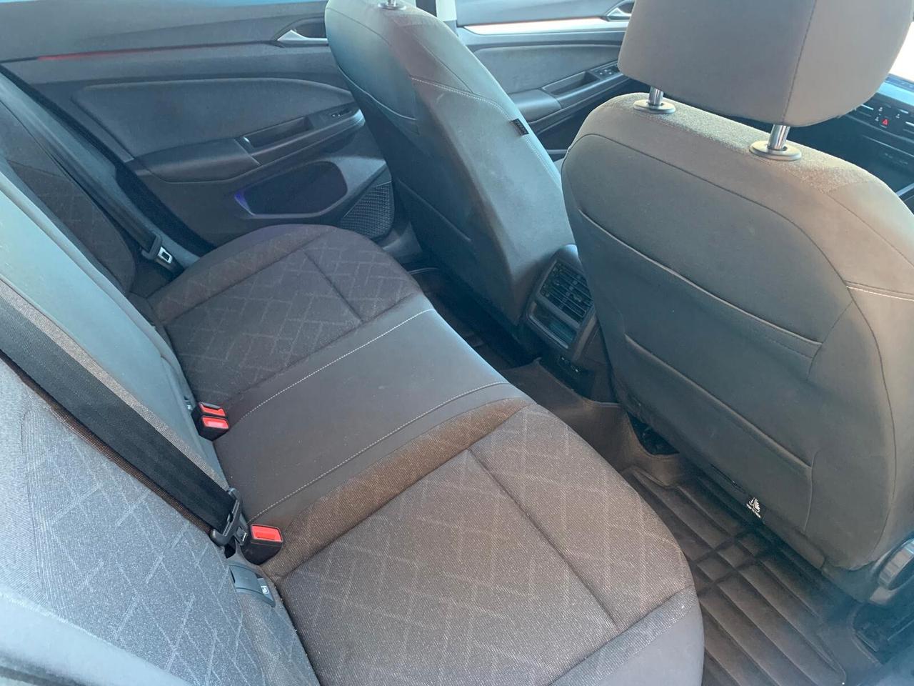 Volkswagen Golf 8 2.0 TDI 115 CV Neopat. Garanzia