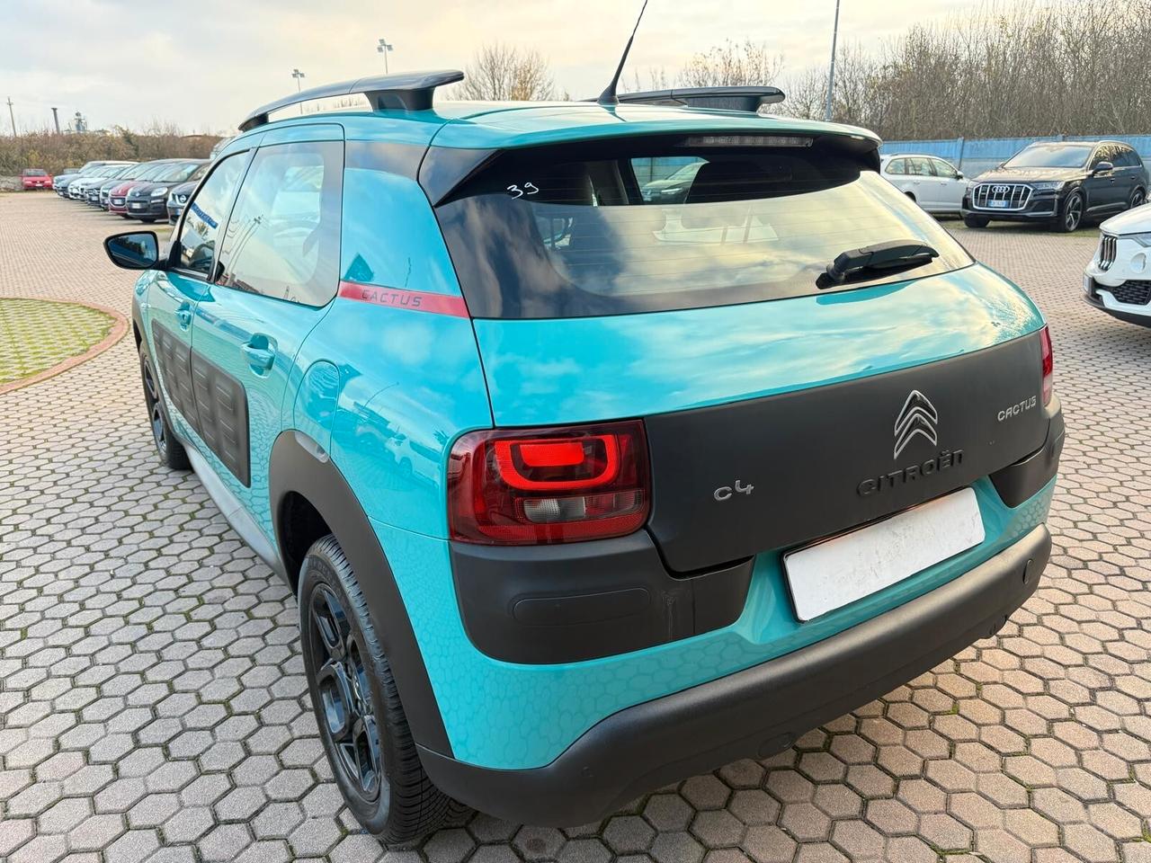 Citroen C4 Cactus PureTech 82 Shine OK NEOPATENTATI