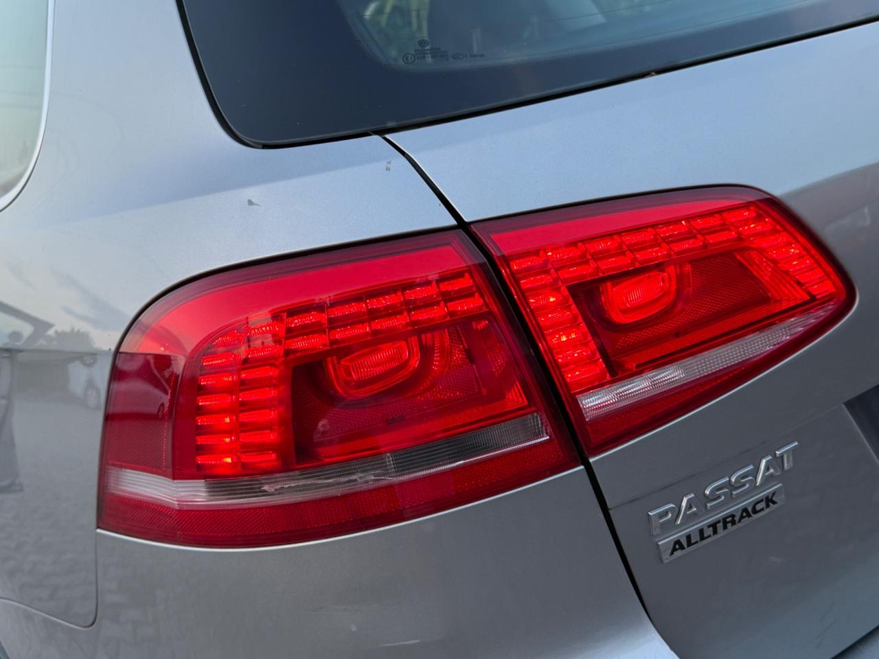 Volkswagen Passat Alltrack 2.0 TDI DSG 4motion