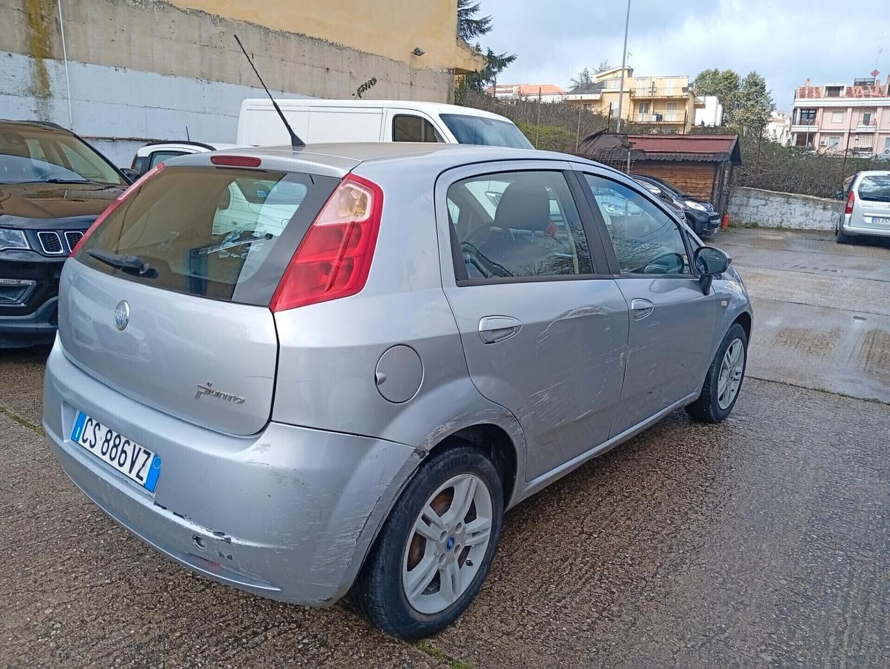 FIAT GRANDE PUNTO 1.3 MJT 75 CV 5 porte Active