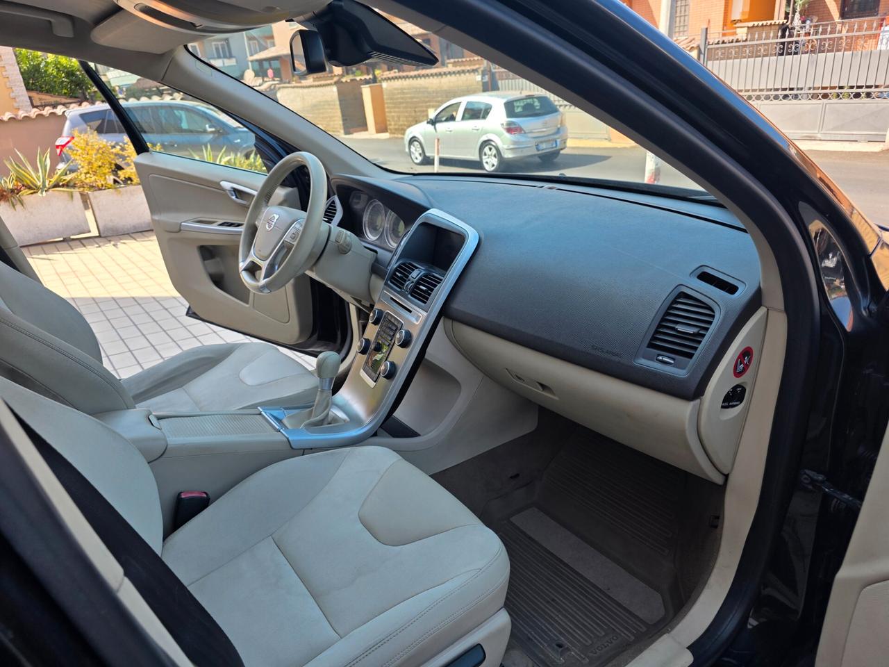 Volvo XC 60 XC60 DRIVe Momentum