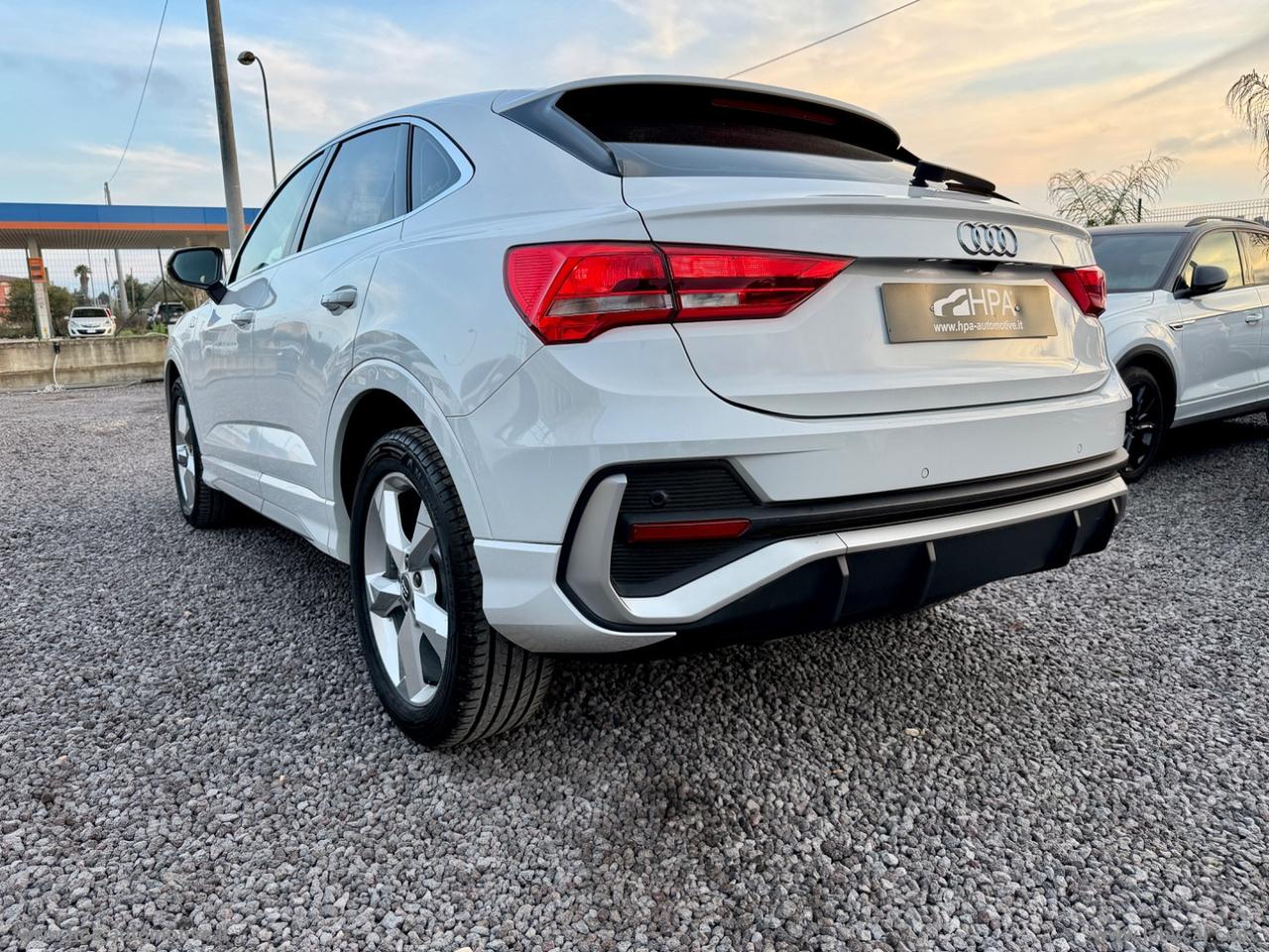 AUDI Q3 SPORTBACK 2.0TDI S-tronic S-Line LED NAVI PELLE CERCHI 19 RETROCAMERA