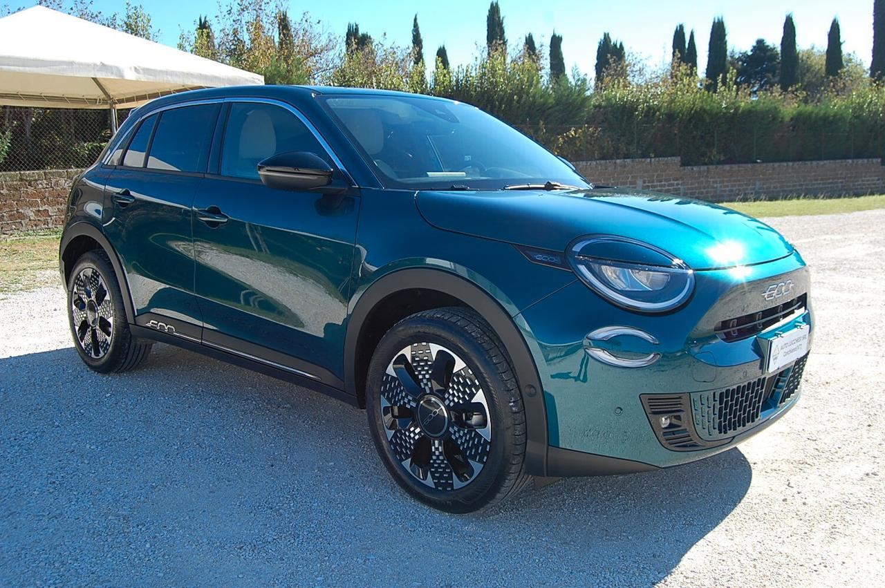 Fiat 600 Hybrid 100 CV DCT MHEV