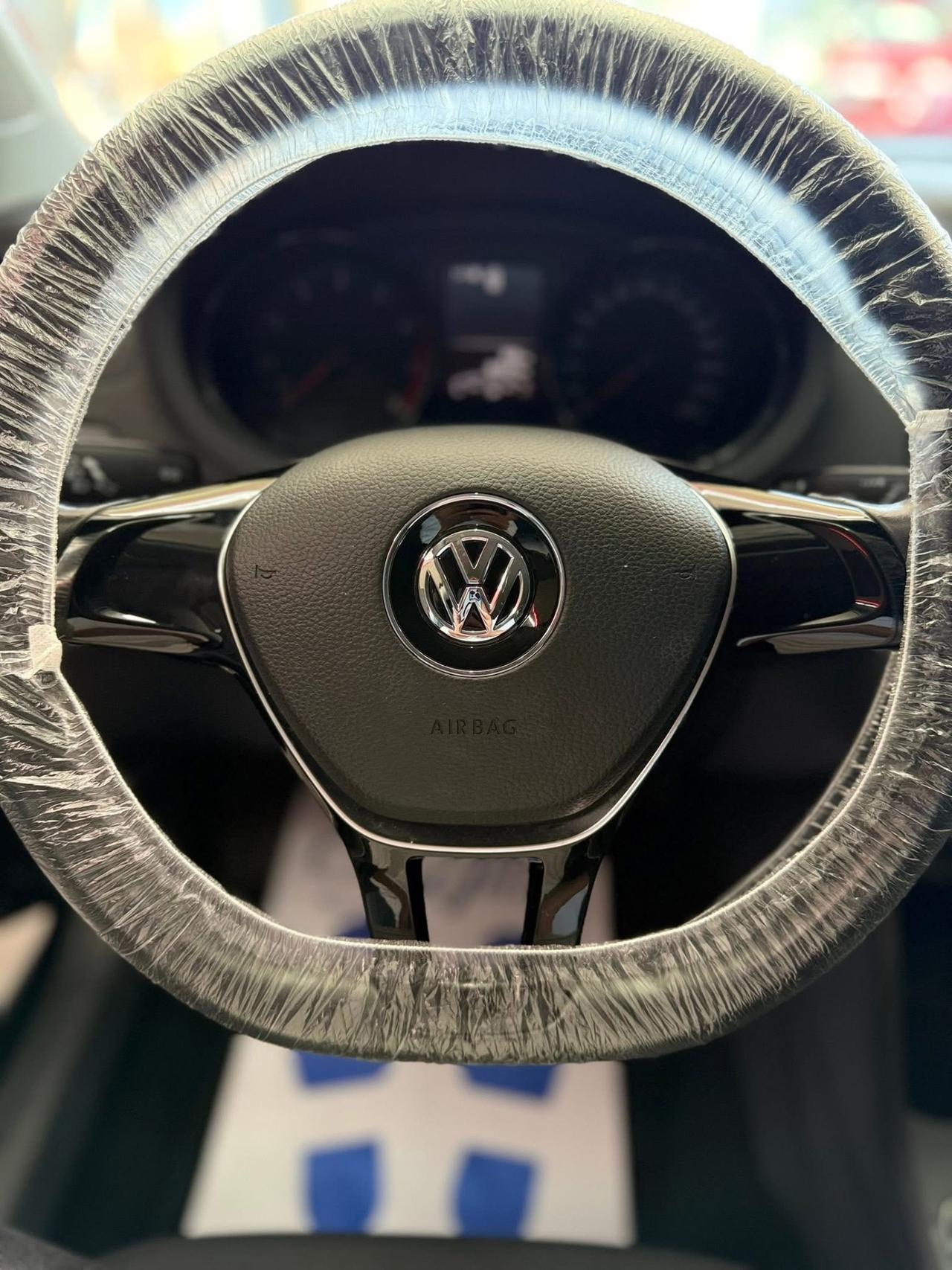 Volkswagen Polo 1.0 Benzina Trendline 2016 82000 km