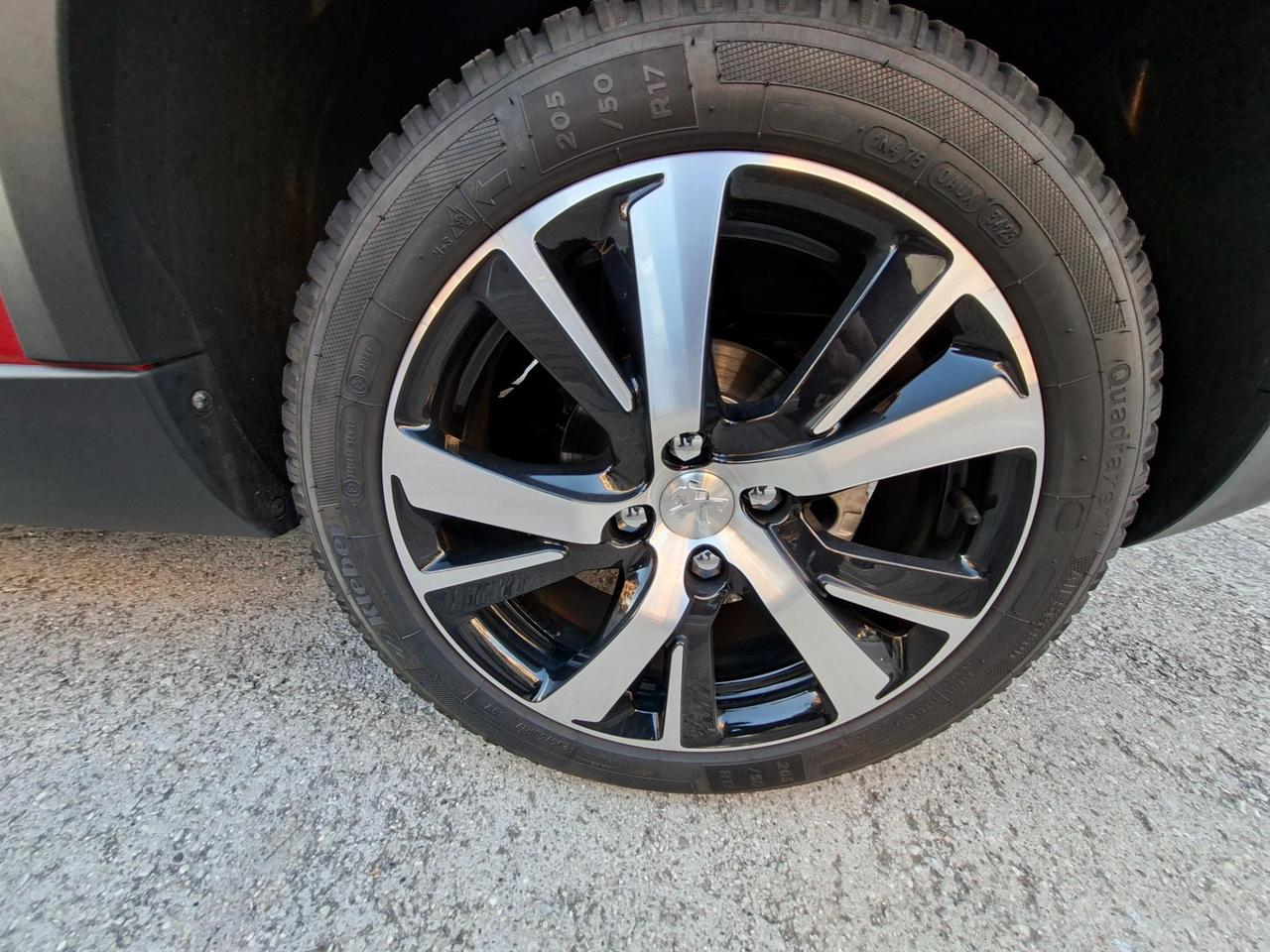 Peugeot 2008 2008 1.5 bluehdi Allure s&s 120cv eat6