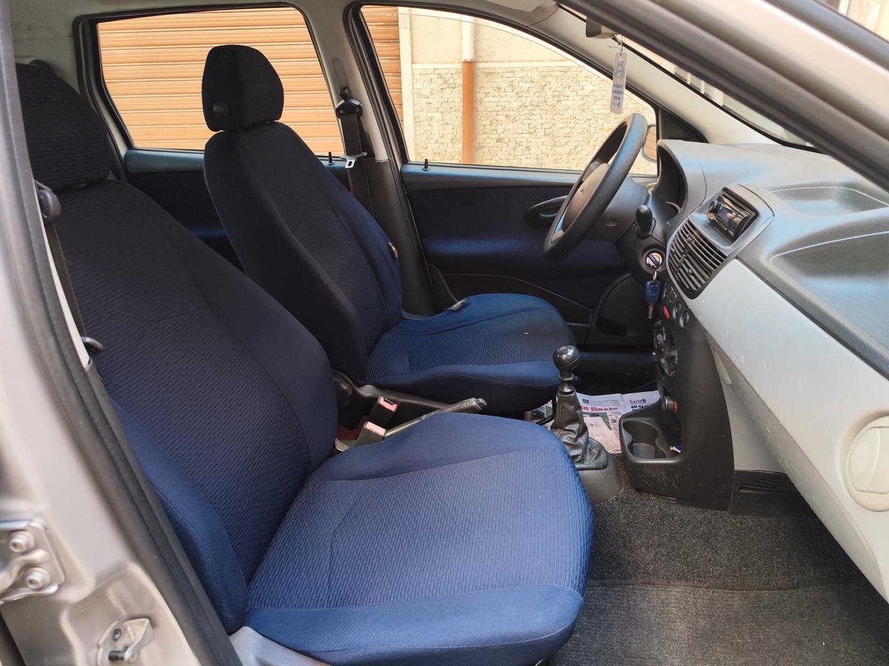 Fiat Punto 1.2i cat 5 porte 60cv