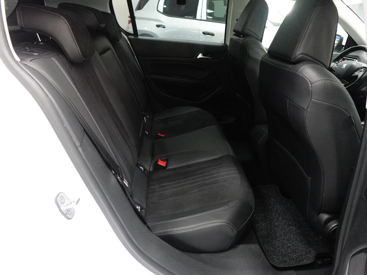 Peugeot 308 1.6 BlueHDI 120 CV EAT6 ALLURE