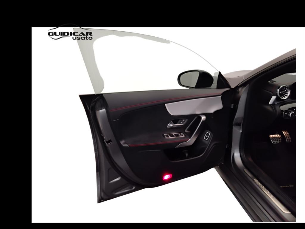 Mercedes-Benz CLA Coupe - C118 - CLA Coupe 200 d Premium auto