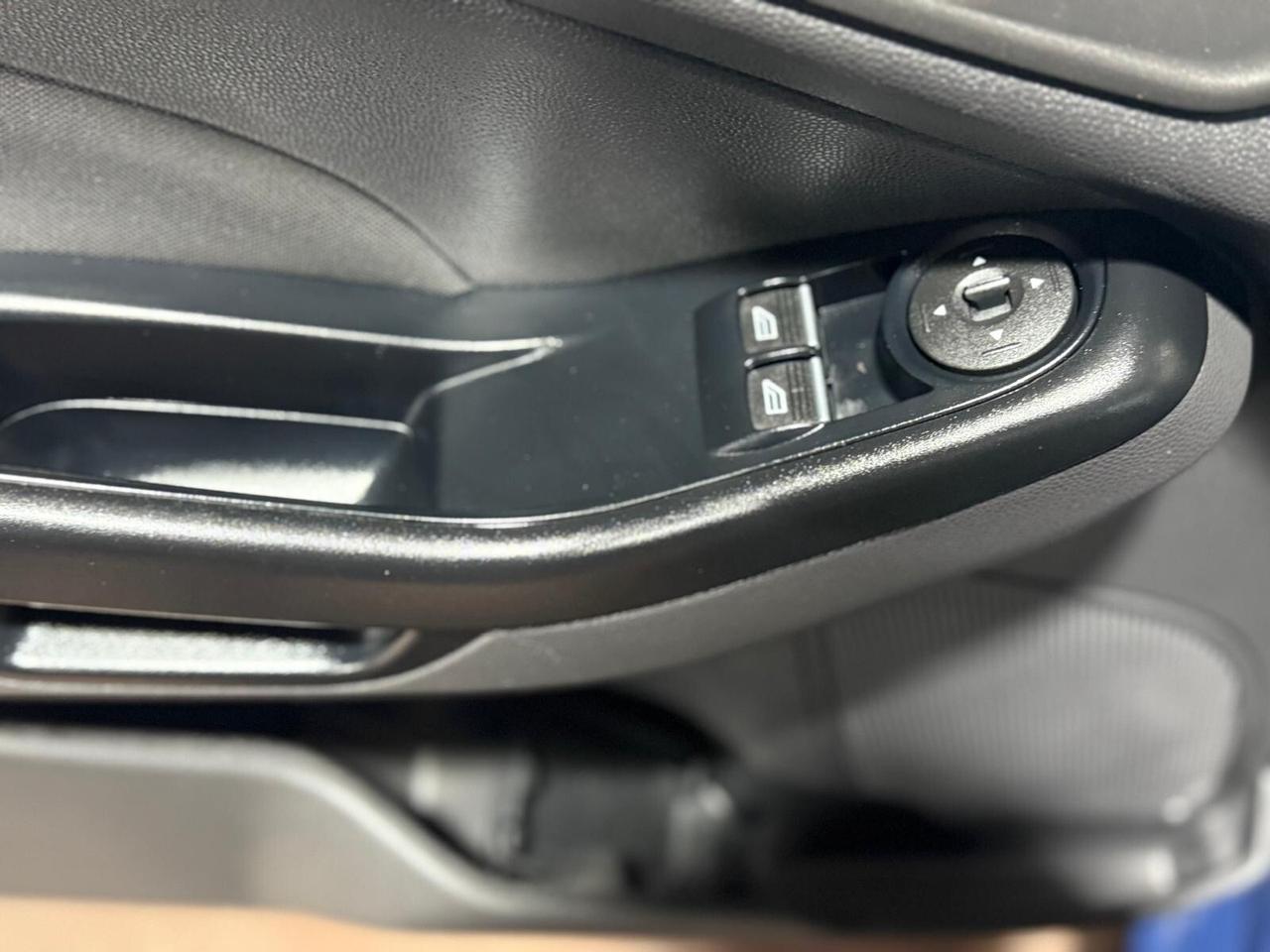 Ford Fiesta 1.4 5 porte Bz.- GPL Black & White Edition