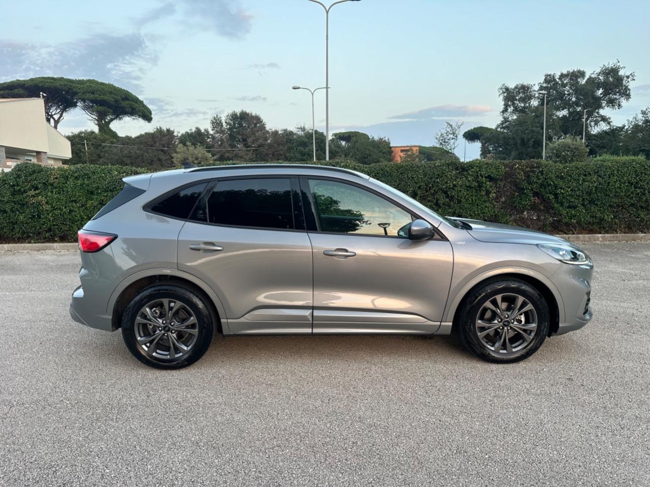 Ford Kuga 1.5 EcoBoost 150 CV ST-Line SOLO 11.500 km