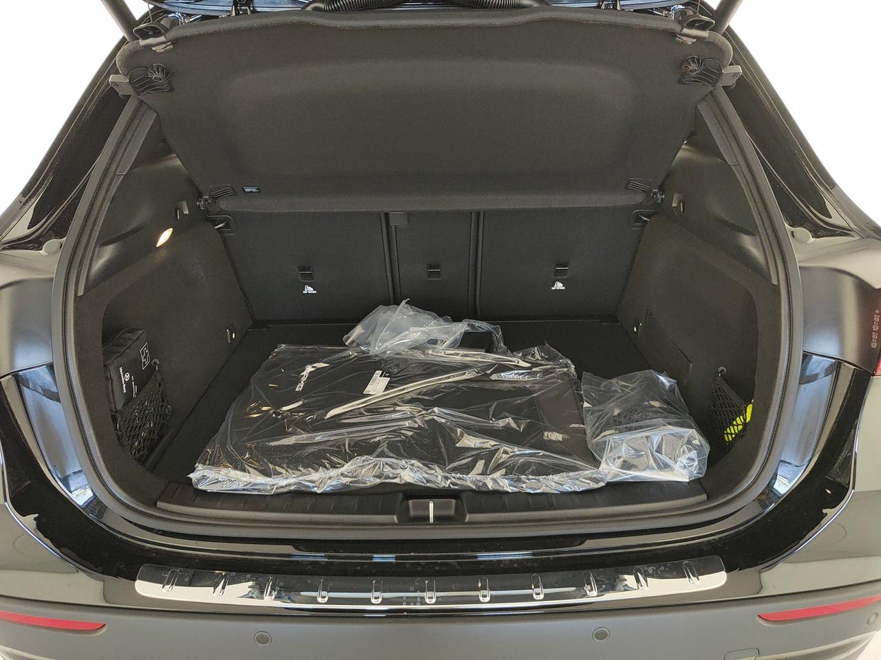 Mercedes-Benz GLA 200 d