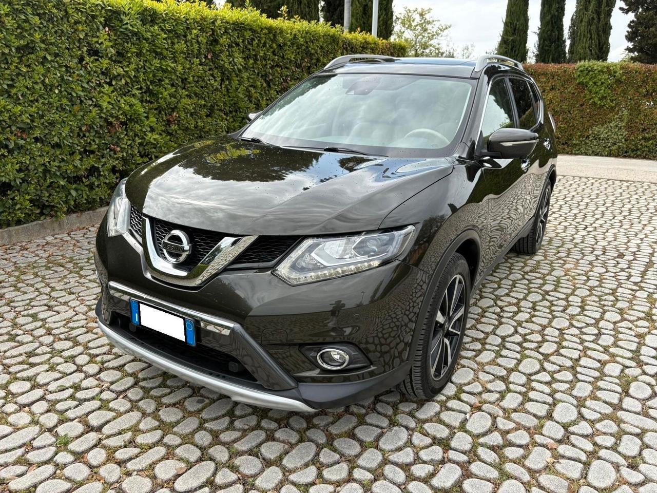 NISSAN X-Trail 1.6dCi 4WD Tekna 7 posti -12-2015