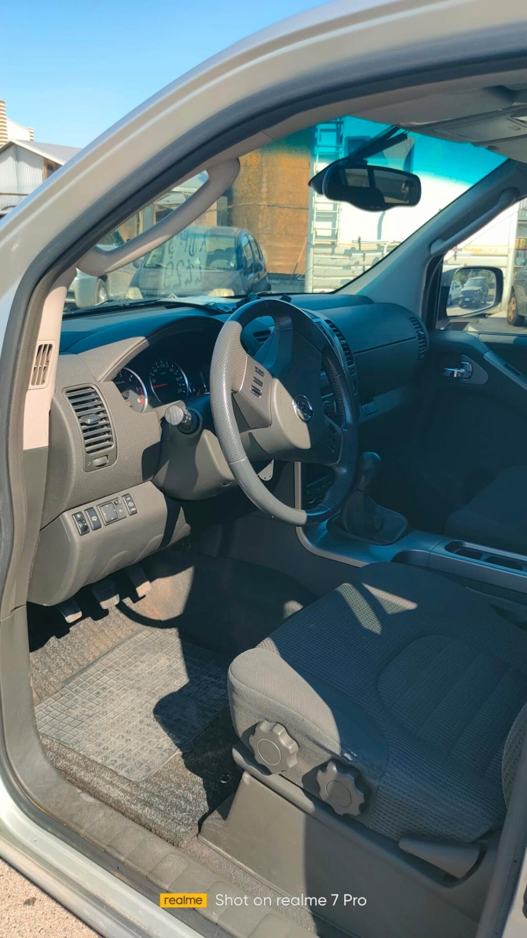 Nissan Pathfinder 2.5 dCi LE