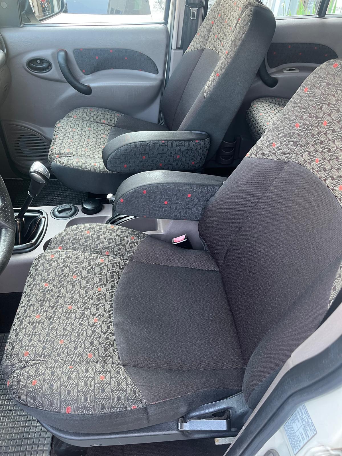 Mahindra Goa 2.2 CRDe 16V 4WD DC Pick-Up