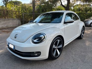 VOLKSWAGWEN MAGGIOLINO 1.6 TDi Design - 2012
